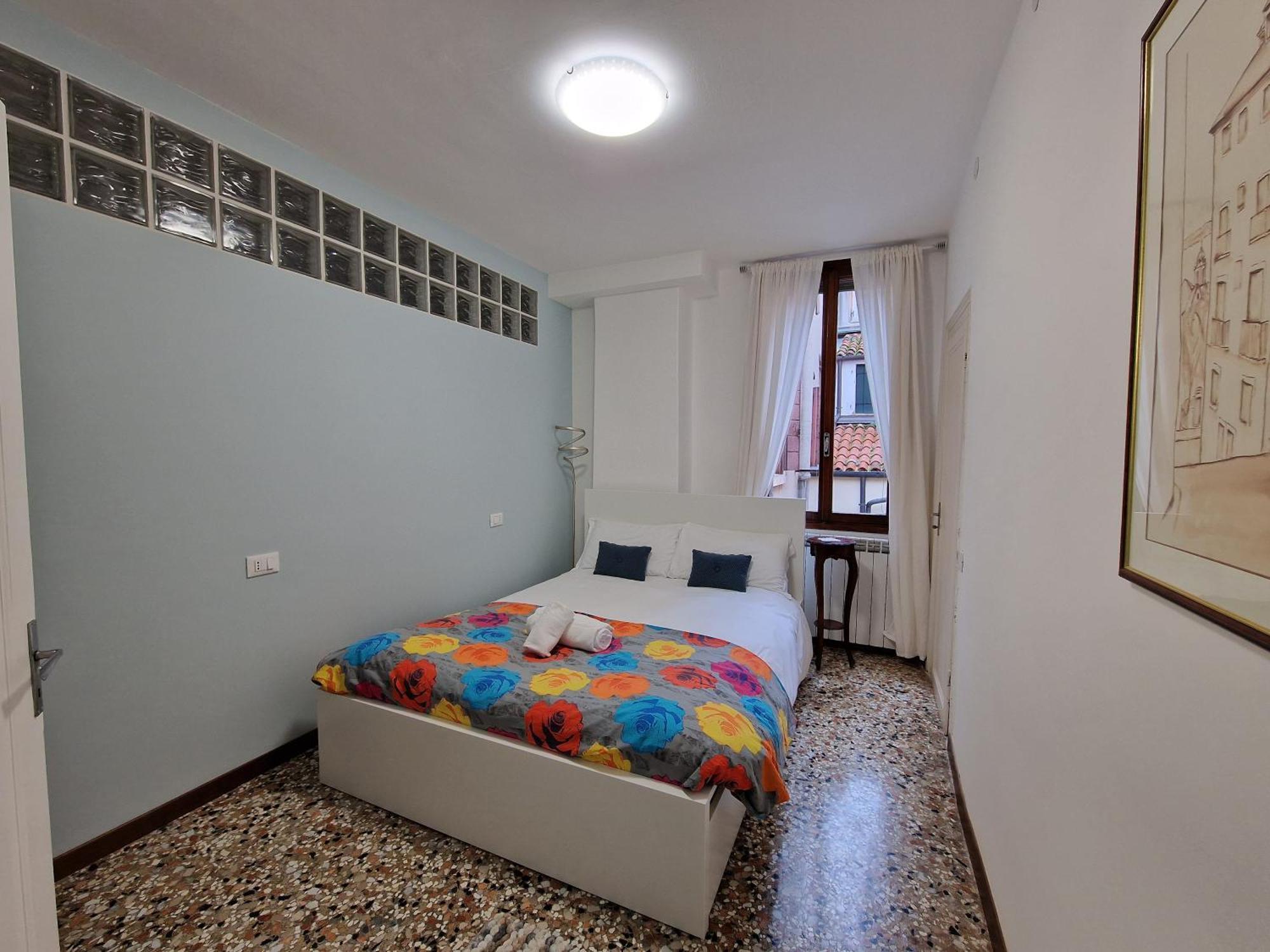Veneziacentopercento La Forcola Apartment, Next To Rialto Bridge Veneza Exterior foto