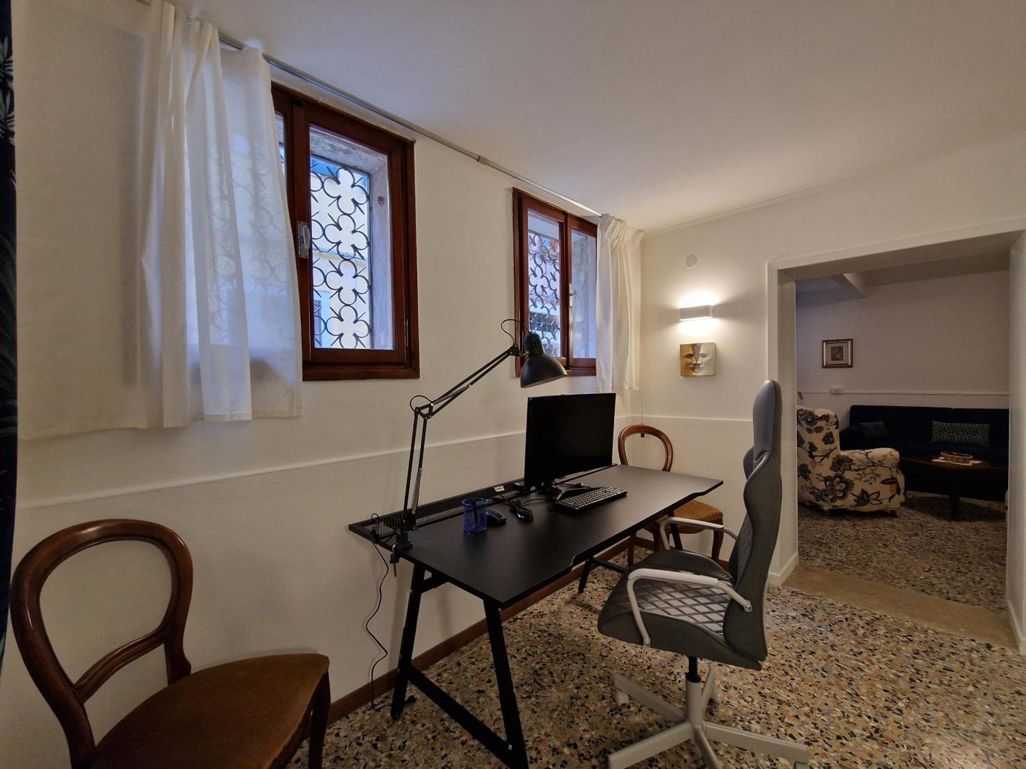 Veneziacentopercento La Forcola Apartment, Next To Rialto Bridge Veneza Exterior foto