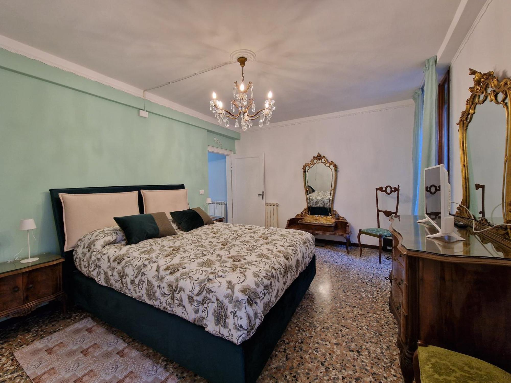 Veneziacentopercento La Forcola Apartment, Next To Rialto Bridge Veneza Exterior foto