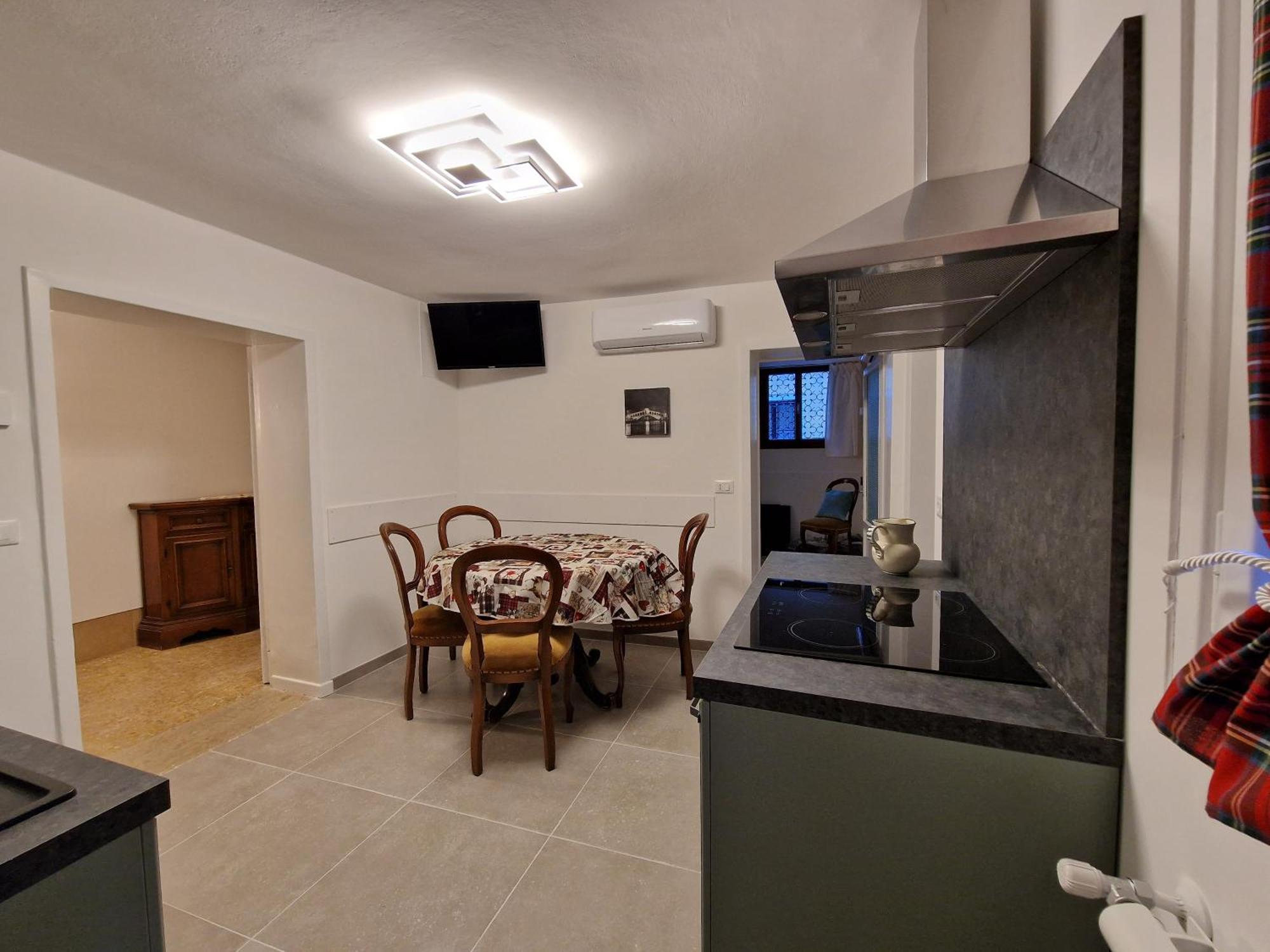 Veneziacentopercento La Forcola Apartment, Next To Rialto Bridge Veneza Exterior foto