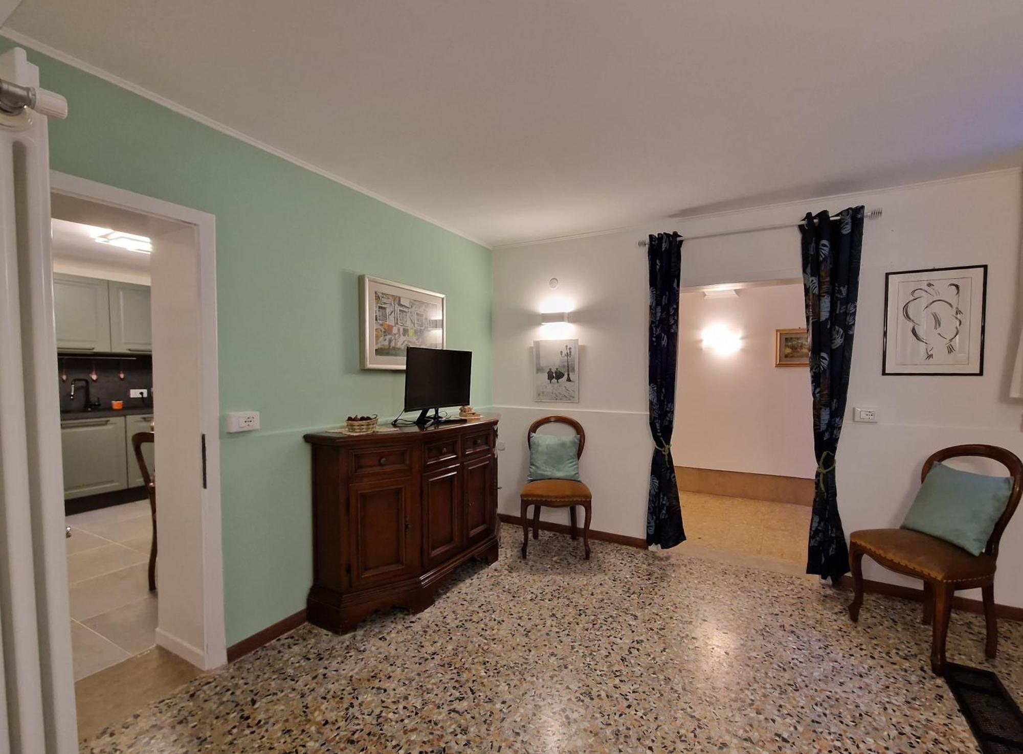 Veneziacentopercento La Forcola Apartment, Next To Rialto Bridge Veneza Exterior foto