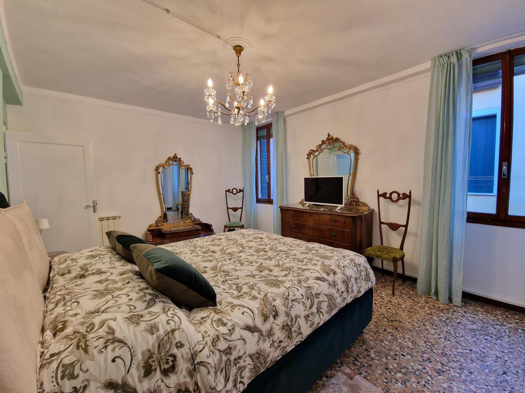 Veneziacentopercento La Forcola Apartment, Next To Rialto Bridge Veneza Exterior foto
