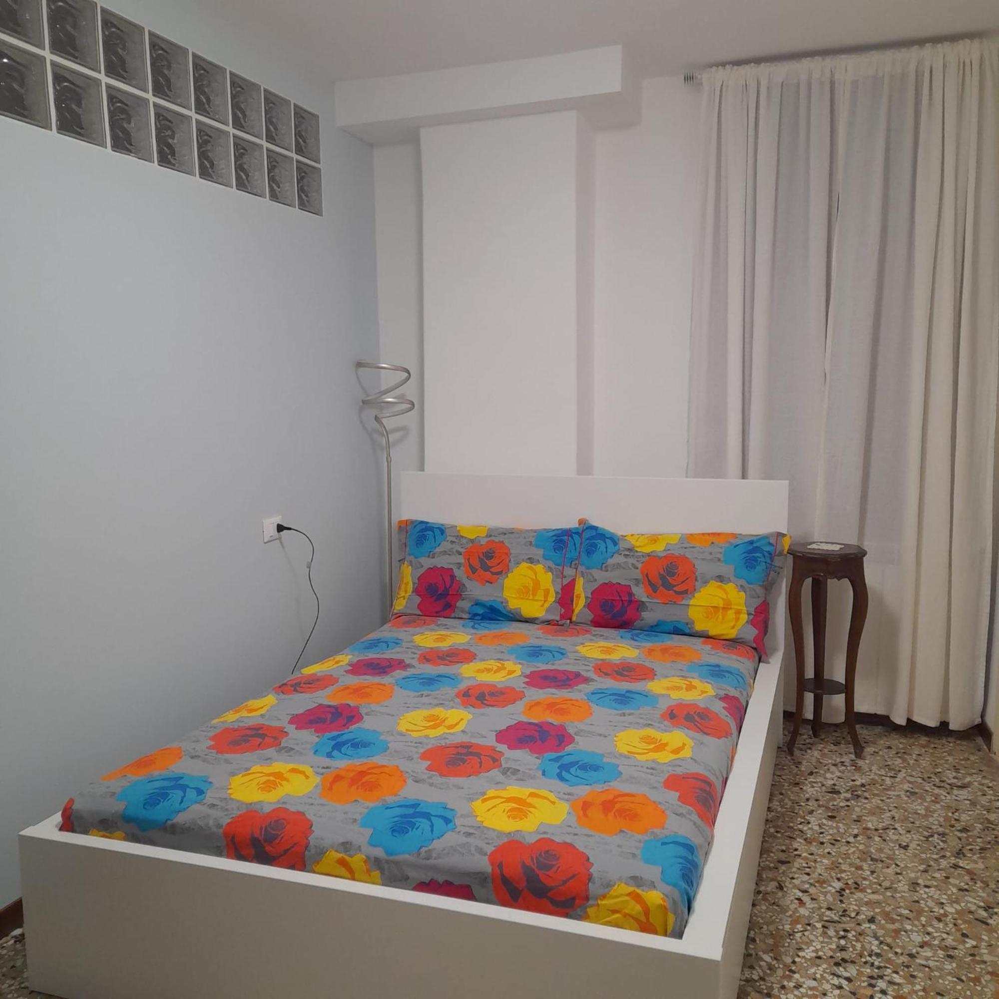 Veneziacentopercento La Forcola Apartment, Next To Rialto Bridge Veneza Exterior foto